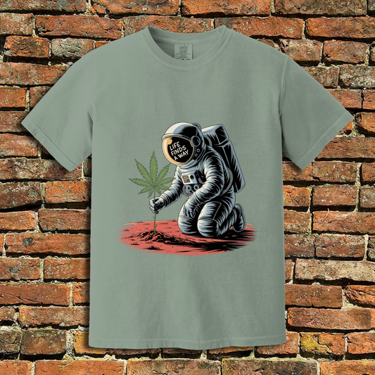 Life Finds a Way T-Shirt