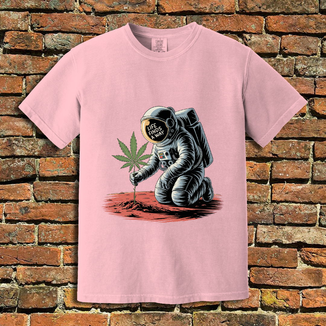 Life Finds a Way T-Shirt