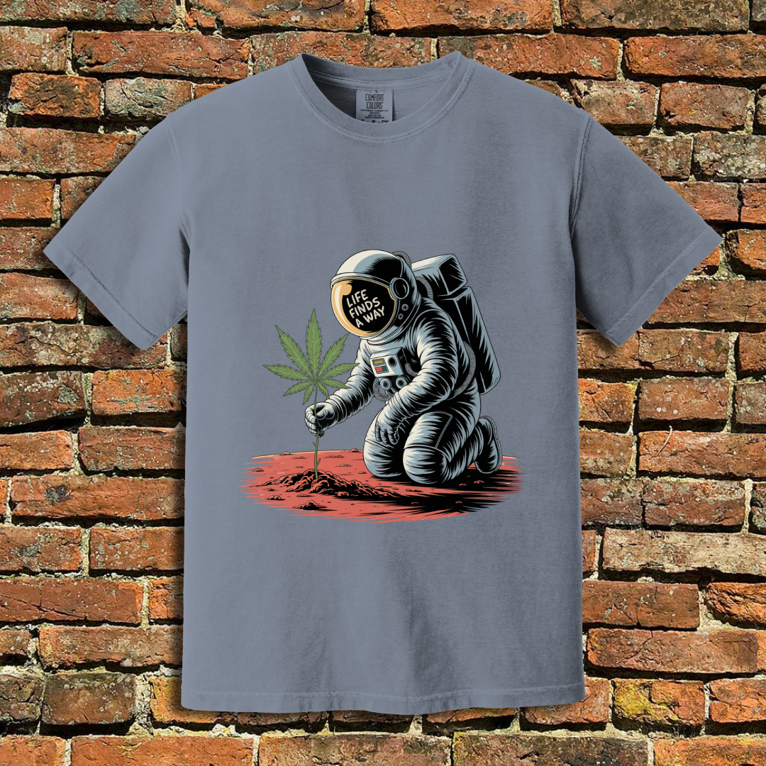 Life Finds a Way T-Shirt