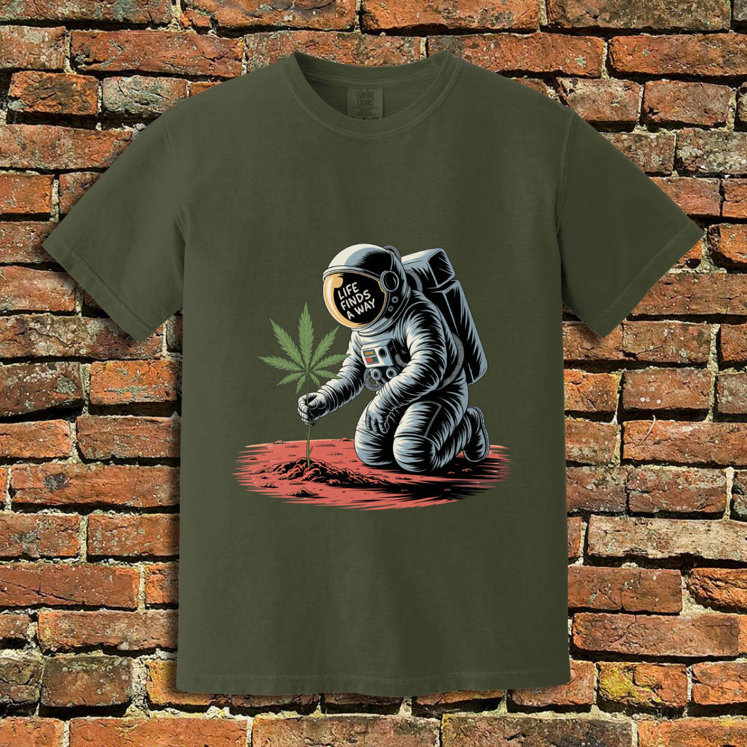 Life Finds a Way T-Shirt
